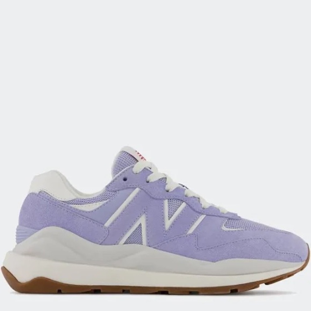 New Balance 57/40 Shoes Daydream W5740GVB only worn twice size 8.5